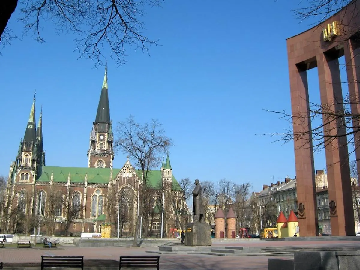 Stepana Bandery Str. 19 Appartement Lviv